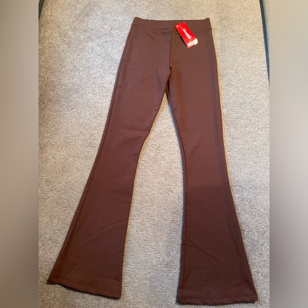 Brown Ribbed Flare Leggings Size: M/38